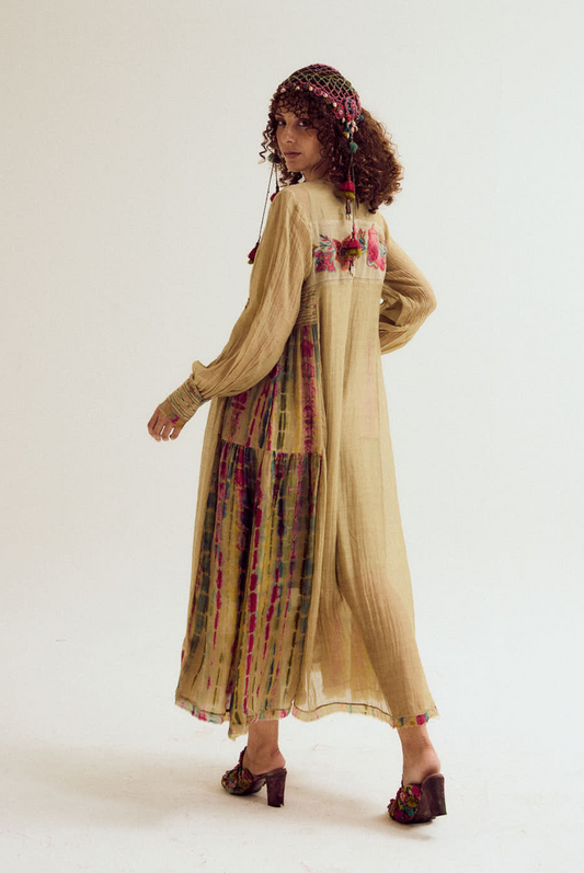 Della emb dress- ecru