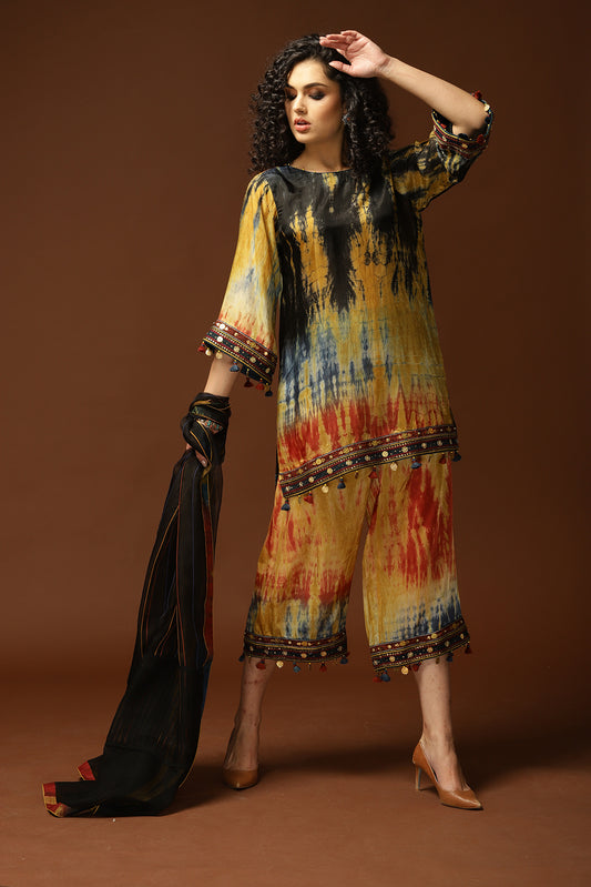 Khaalo Tunic Set  Black/Multi
